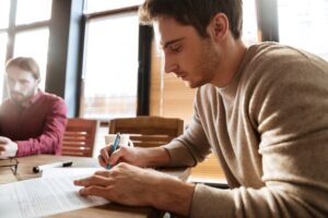 Wie schreibt man sich an einer Uni ein? Anleitung zur Immatrikulation an einer Hochschule
