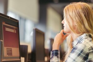 Akademie Deutsch B2+ Lösungen PDF – Welche legalen Möglichkeiten es gibt, Lösungen und Lernhilfen zu finden